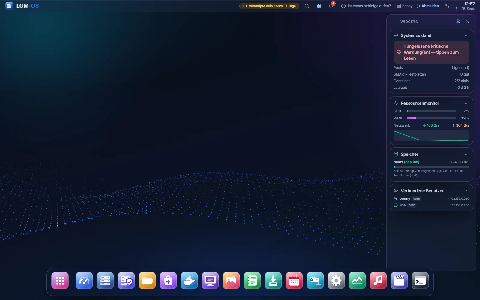 LGM-OS Panel mit Desktop, Dock und Widgets